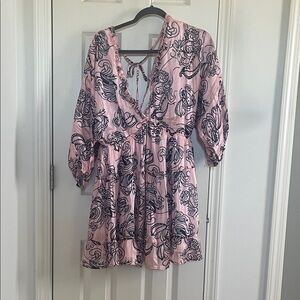 Chic Pink and Black Floral Mini Dress